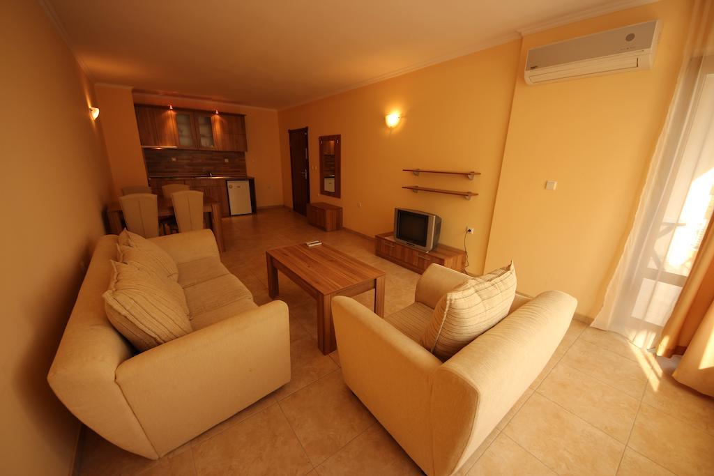 Menada Sea Regal Apartments ساني بيتش الغرفة الصورة