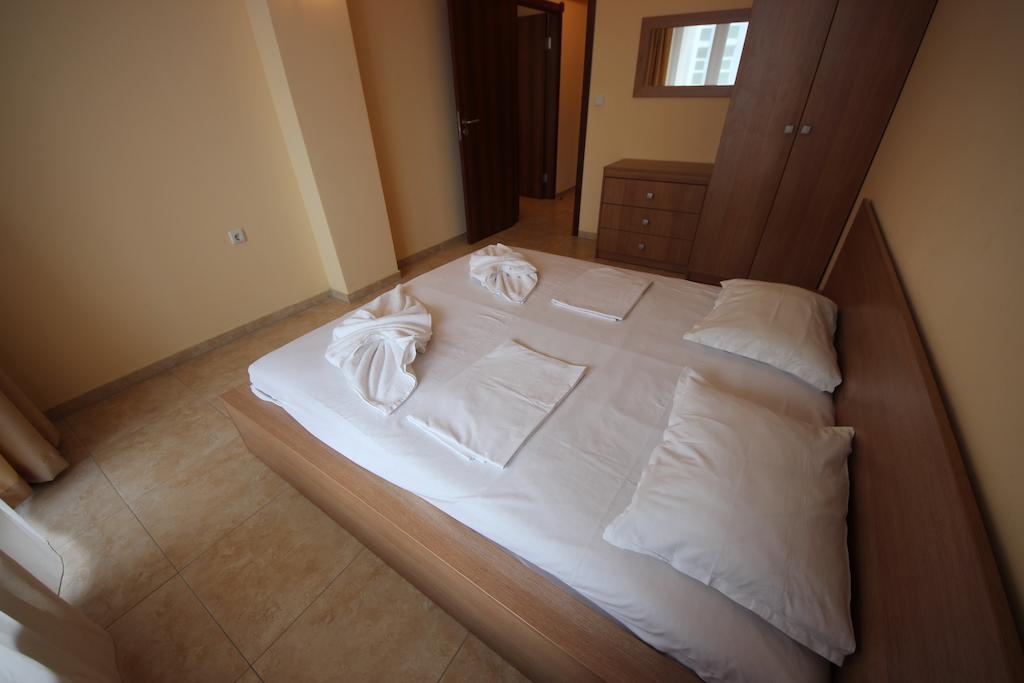 Menada Sea Regal Apartments ساني بيتش المظهر الخارجي الصورة