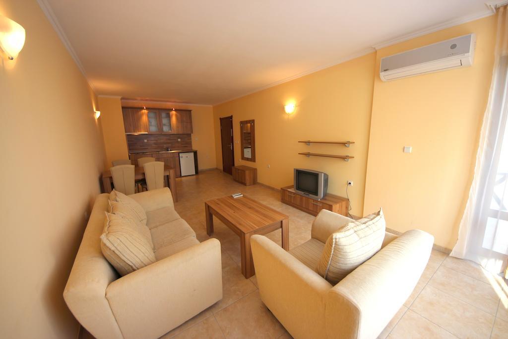 Menada Sea Regal Apartments ساني بيتش المظهر الخارجي الصورة