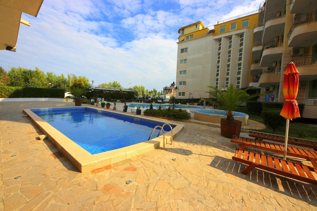 Menada Sea Regal Apartments ساني بيتش المظهر الخارجي الصورة