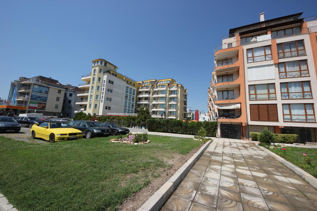 Menada Sea Regal Apartments ساني بيتش المظهر الخارجي الصورة