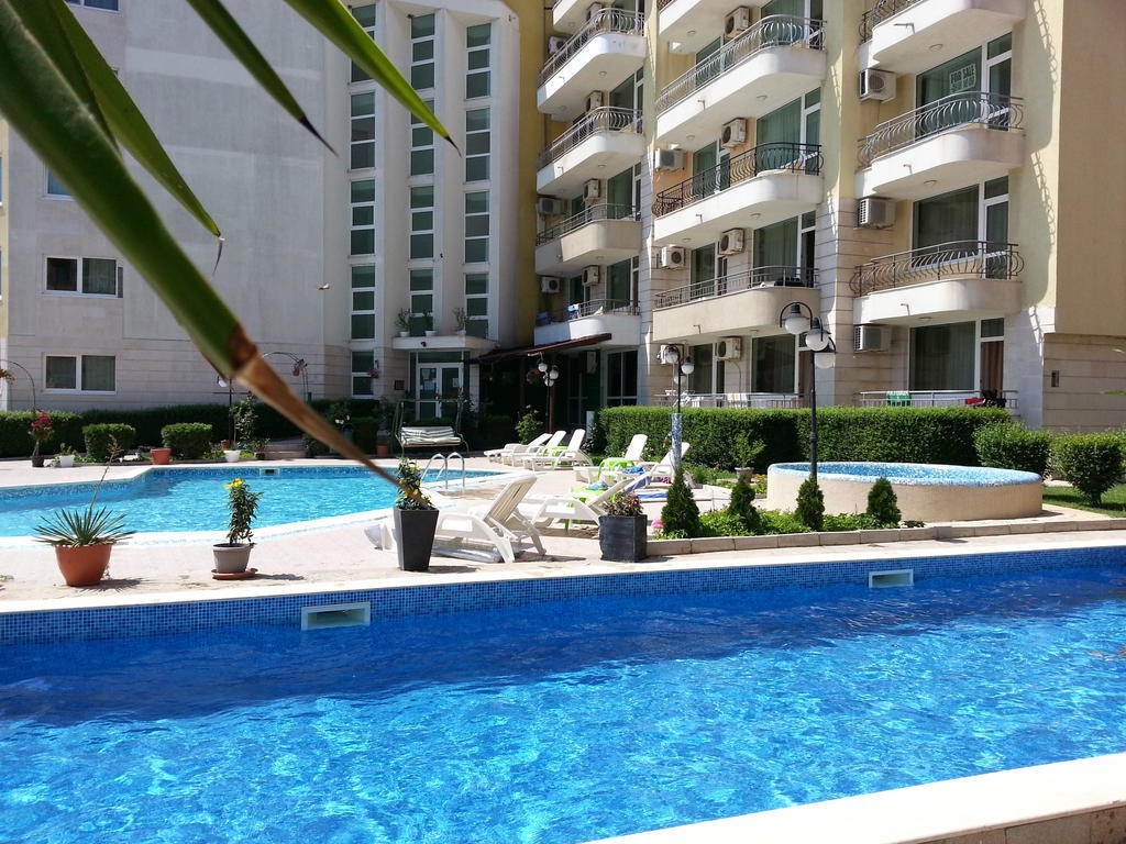 Menada Sea Regal Apartments ساني بيتش المظهر الخارجي الصورة