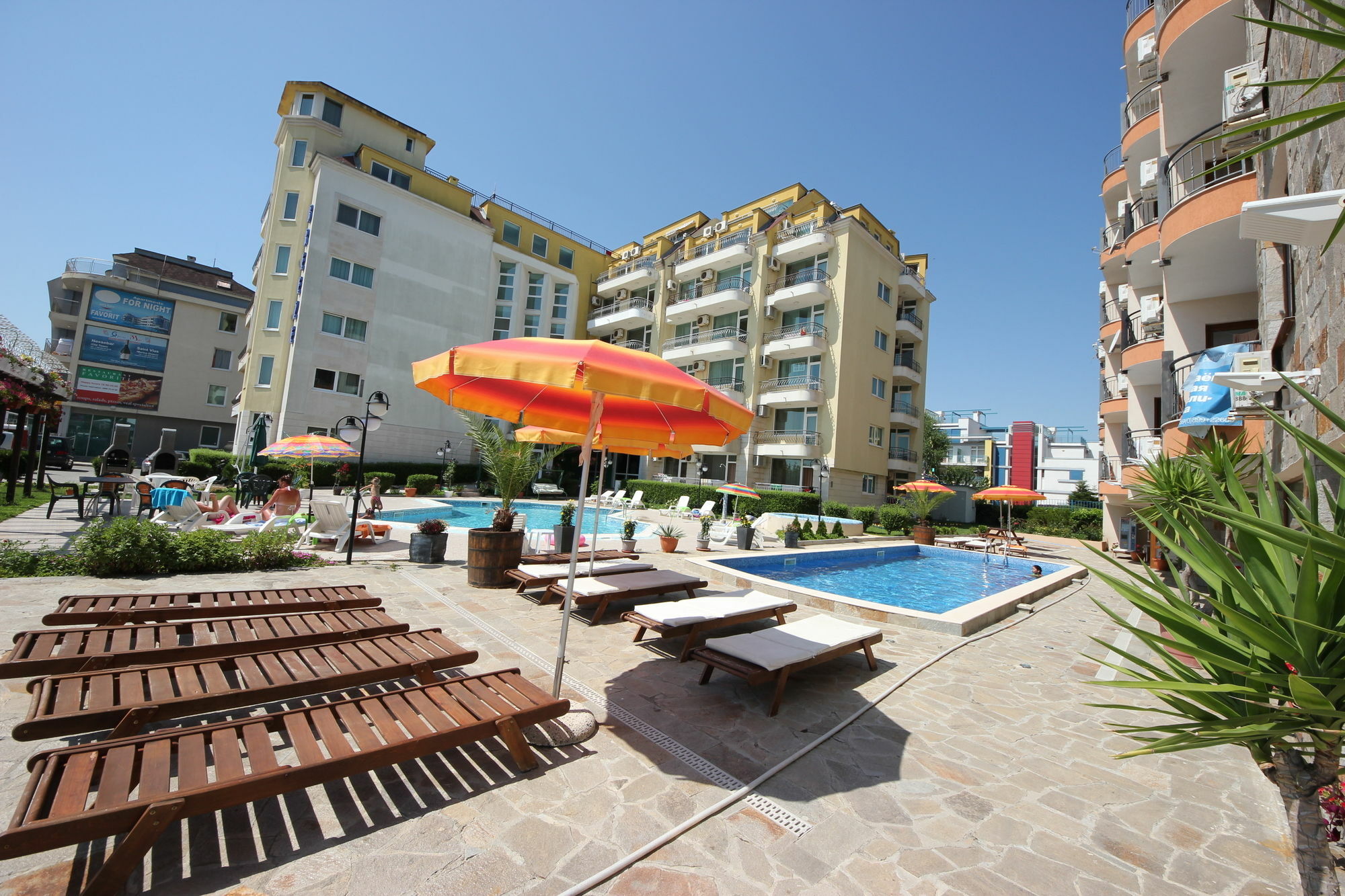 Menada Sea Regal Apartments ساني بيتش المظهر الخارجي الصورة